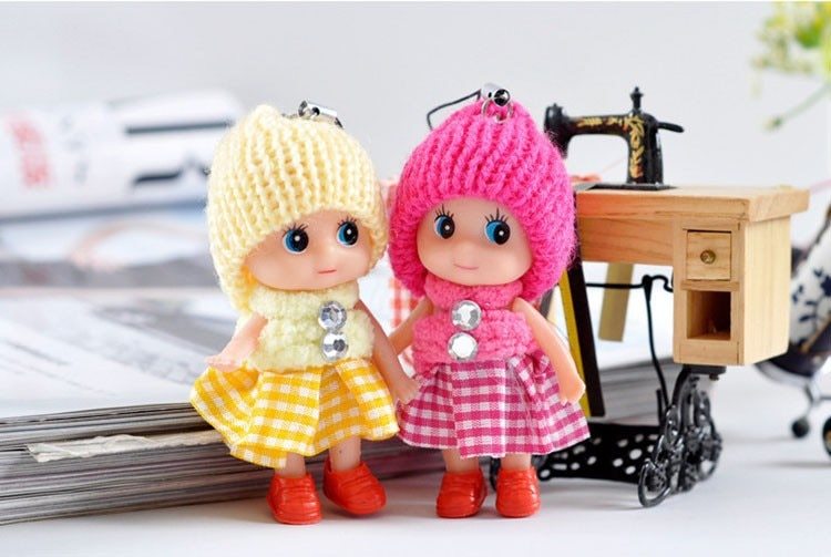 Plaid skirt confused doll mobile phone pendant